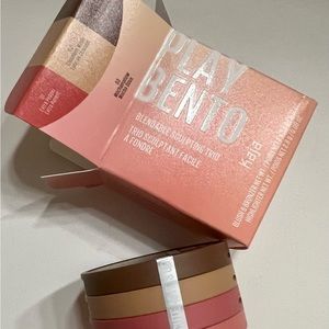 Kaja Play Bento - 3-n-1 Face Palette in Mochamallow